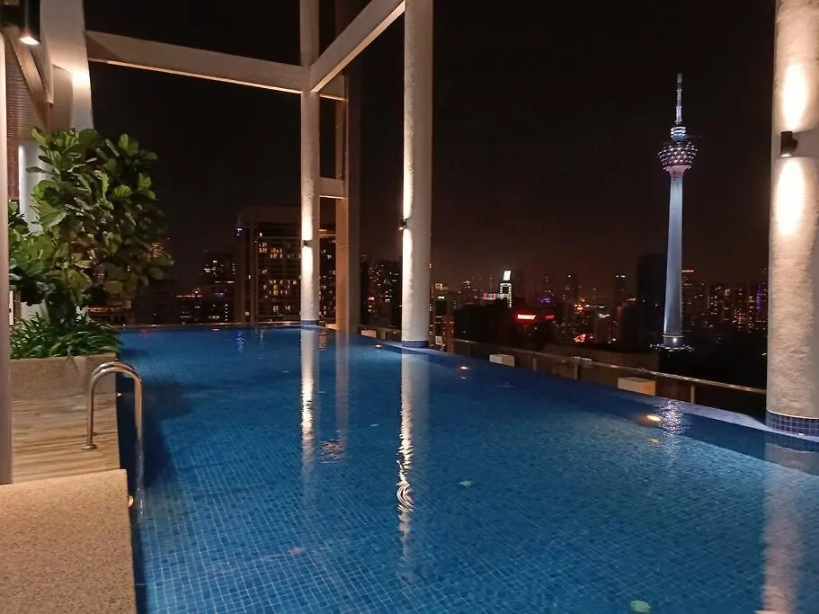 C14A Modern Infinity Pool Klcc View With Balcony Apartment Kuala Lumpur 0*,  Malaysia